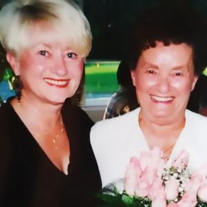 Meet Proprietor Carolyn of Auntie Do's!